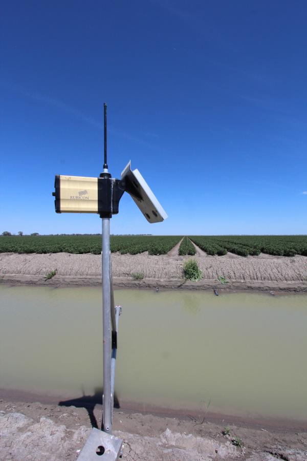 irrigation automation device in a field